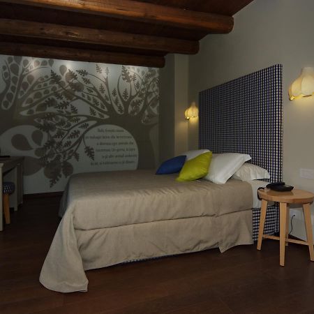 Il Falco E La Volpe Settimo Vittone Zimmer foto